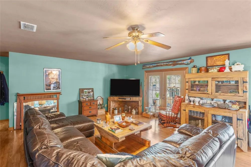 11115 SW 105TH STREET Brooker, FL 32622