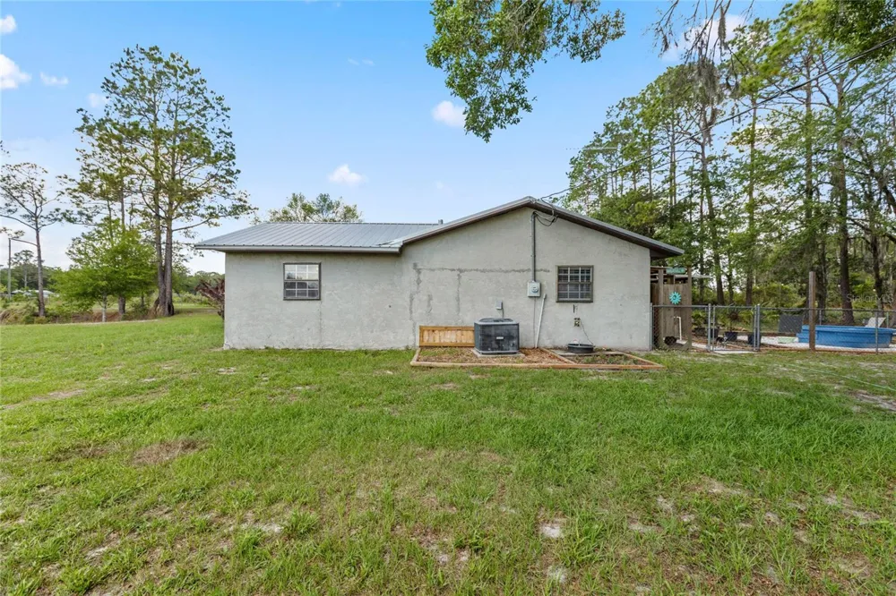 11115 SW 105TH STREET Brooker, FL 32622
