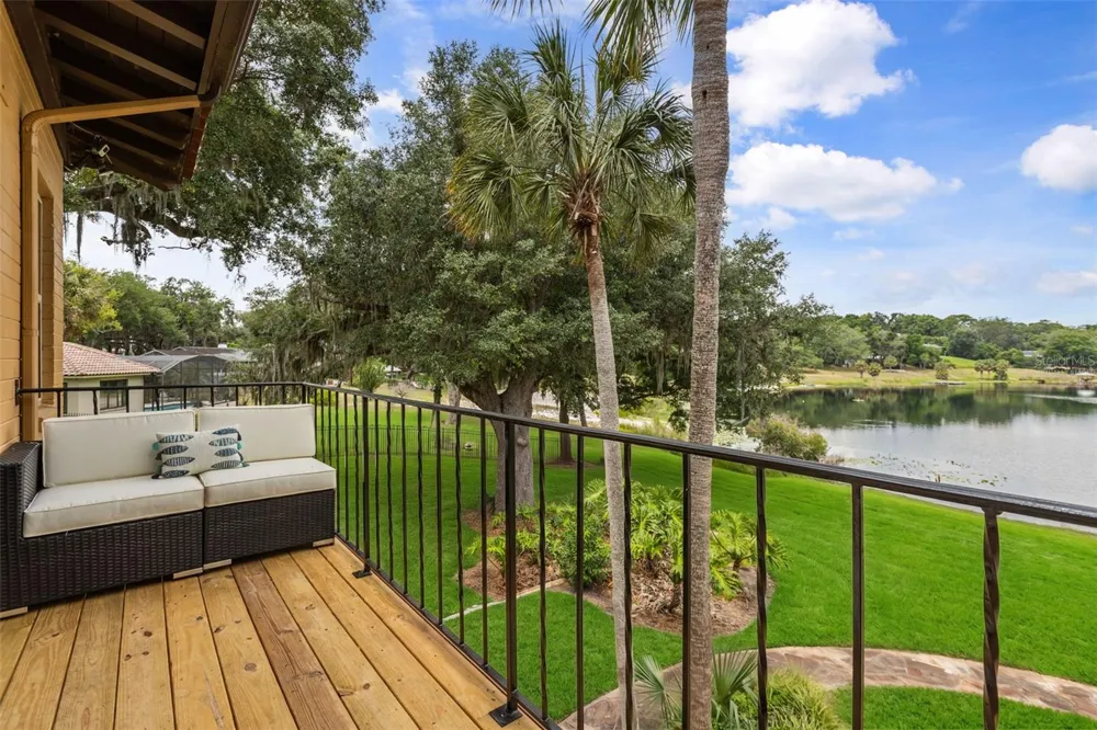 1909 COUNTRY CLUB DRIVE Eustis, FL 32726