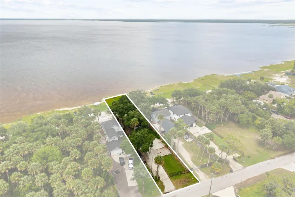 2462 FORT LANE ROAD Geneva, FL 32732