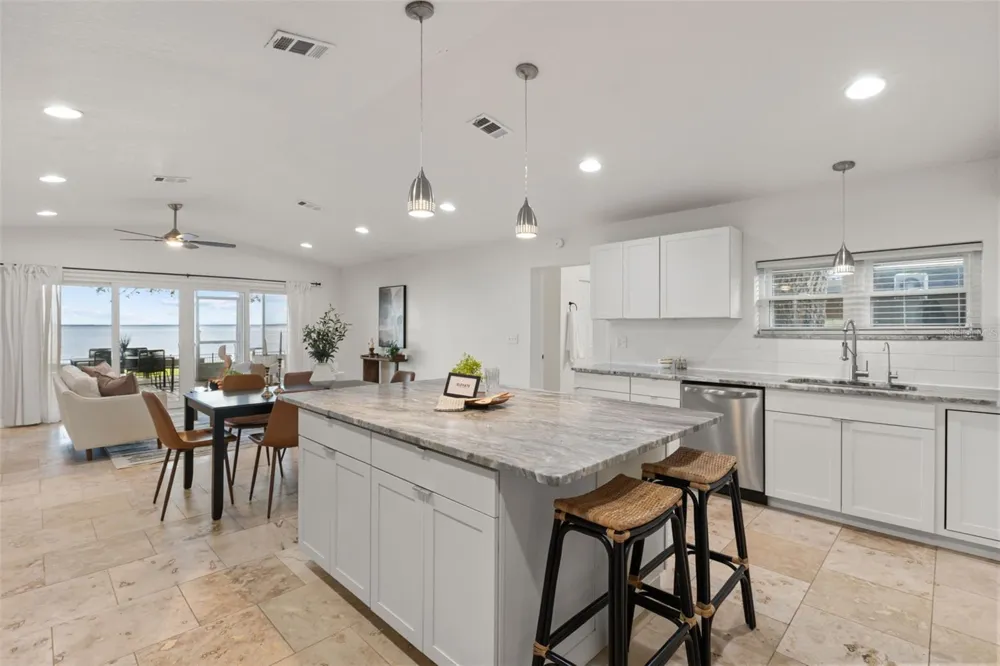 2462 FORT LANE ROAD Geneva, FL 32732
