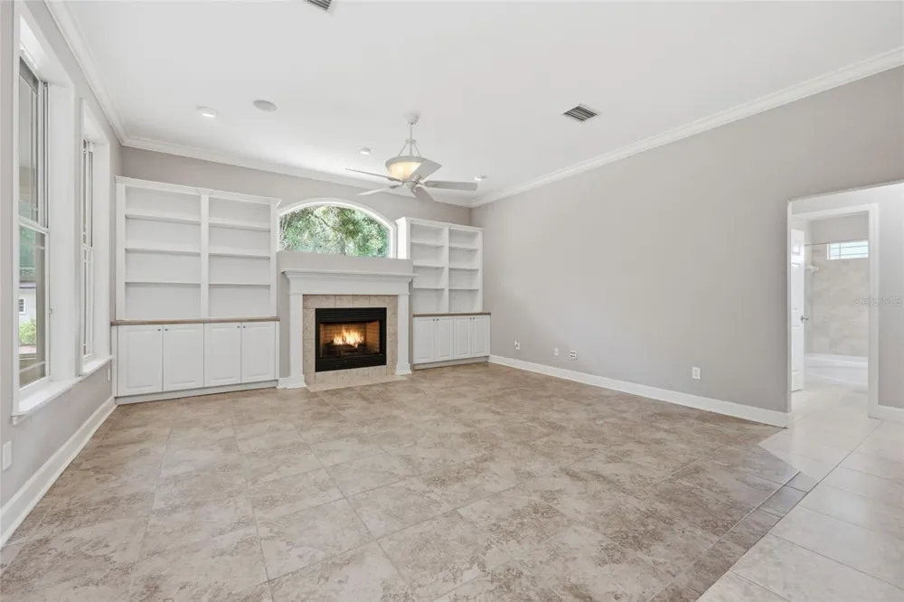 25176 NW 209TH AVENUE High Springs, FL 32643