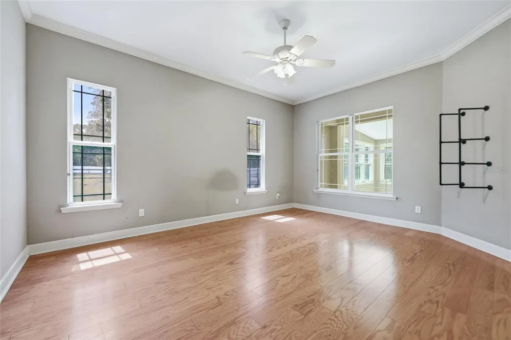 25176 NW 209TH AVENUE High Springs, FL 32643