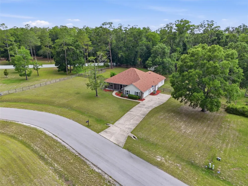 25176 NW 209TH AVENUE High Springs, FL 32643