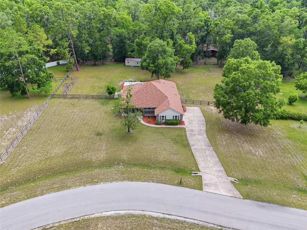 25176 NW 209TH AVENUE High Springs, FL 32643