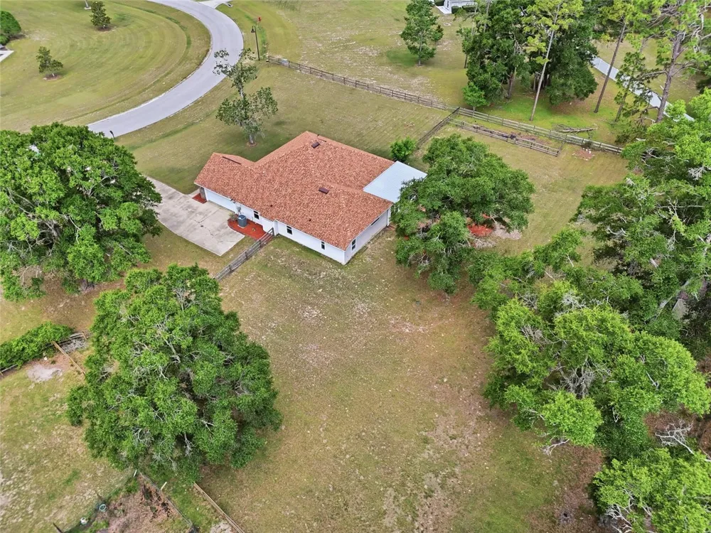 25176 NW 209TH AVENUE High Springs, FL 32643