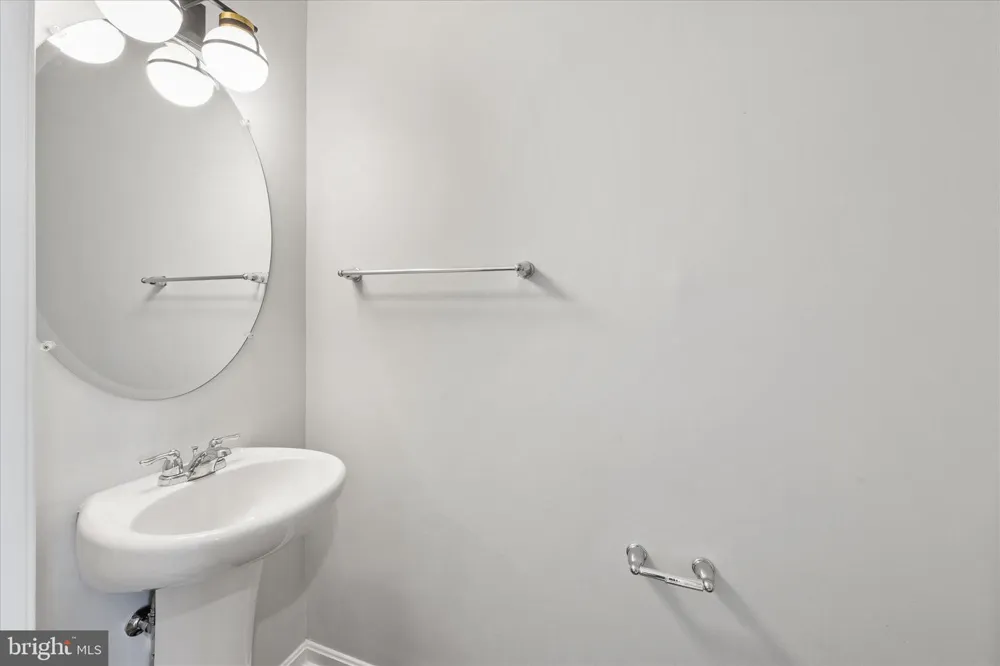 5559 TRAFALGAR CIRCLE Tilghman, MD 21671