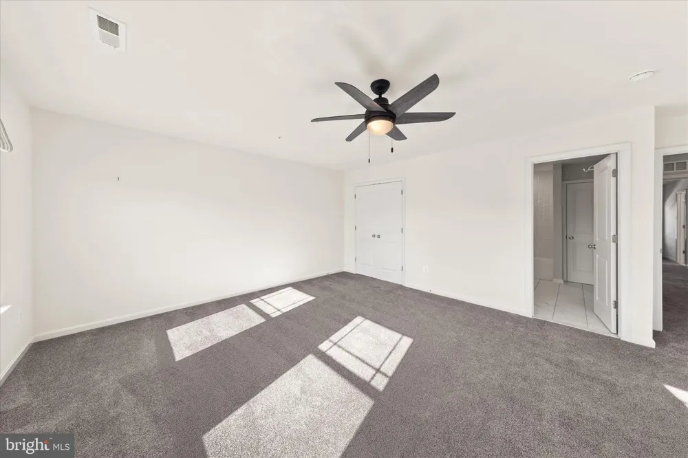 5559 TRAFALGAR CIRCLE Tilghman, MD 21671
