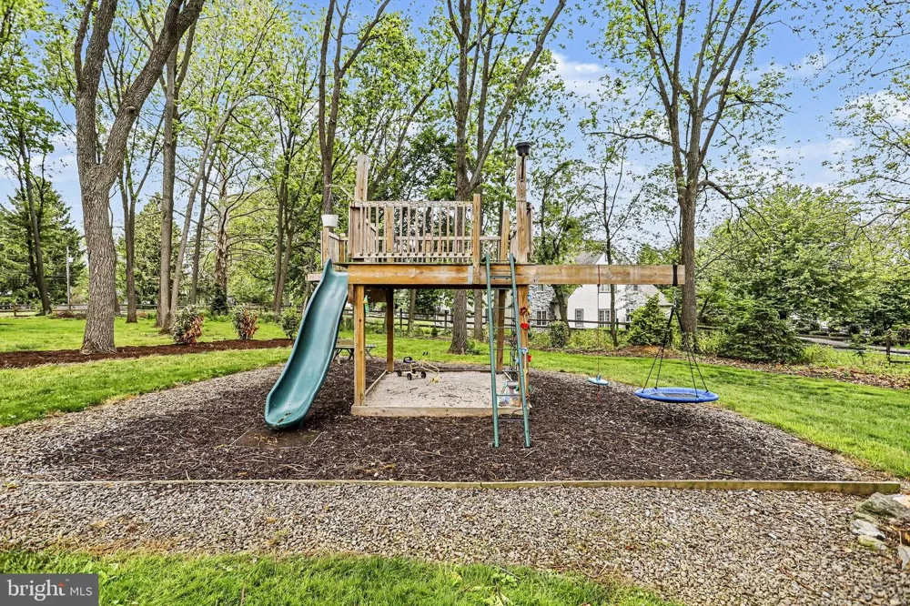 181 WINDOVER TURN Lancaster, PA 17601