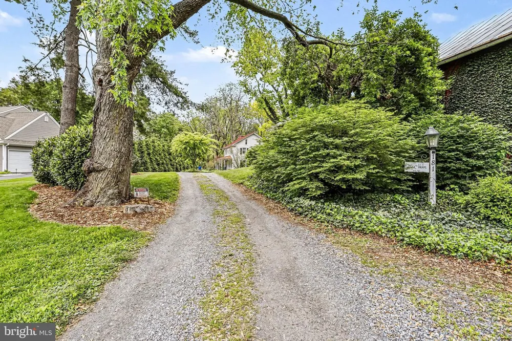 181 WINDOVER TURN Lancaster, PA 17601