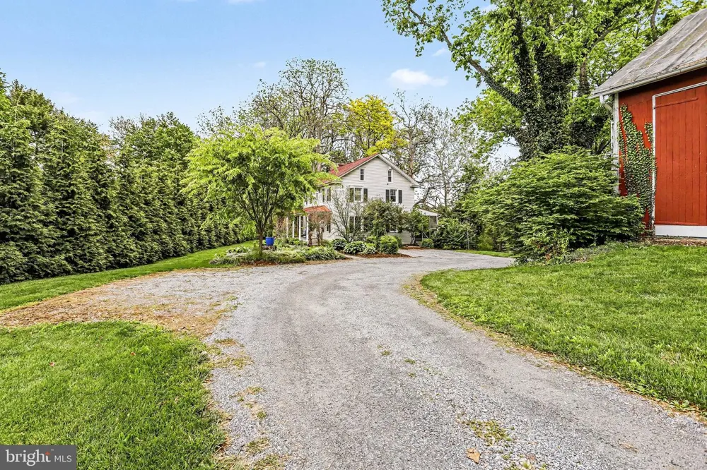 181 WINDOVER TURN Lancaster, PA 17601