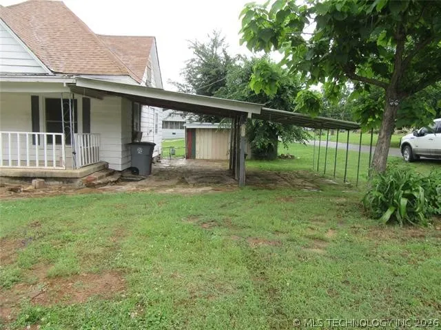 1000 6th Quinton, OK 74561