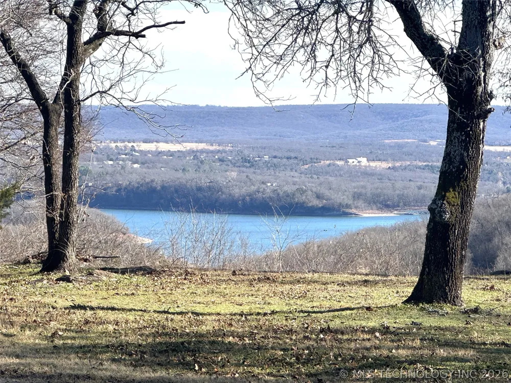 18184 W Levi Mountain Road Park Hill, OK 74451