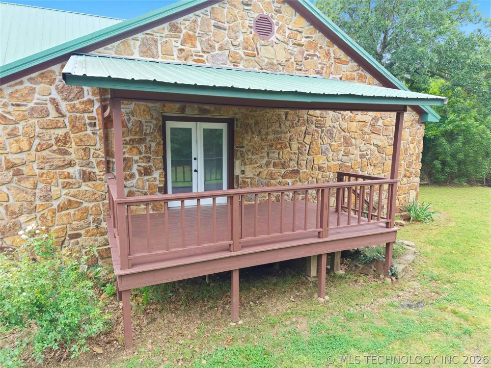 18184 W Levi Mountain Road Park Hill, OK 74451