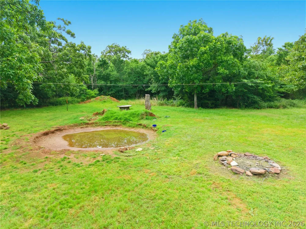 18184 W Levi Mountain Road Park Hill, OK 74451
