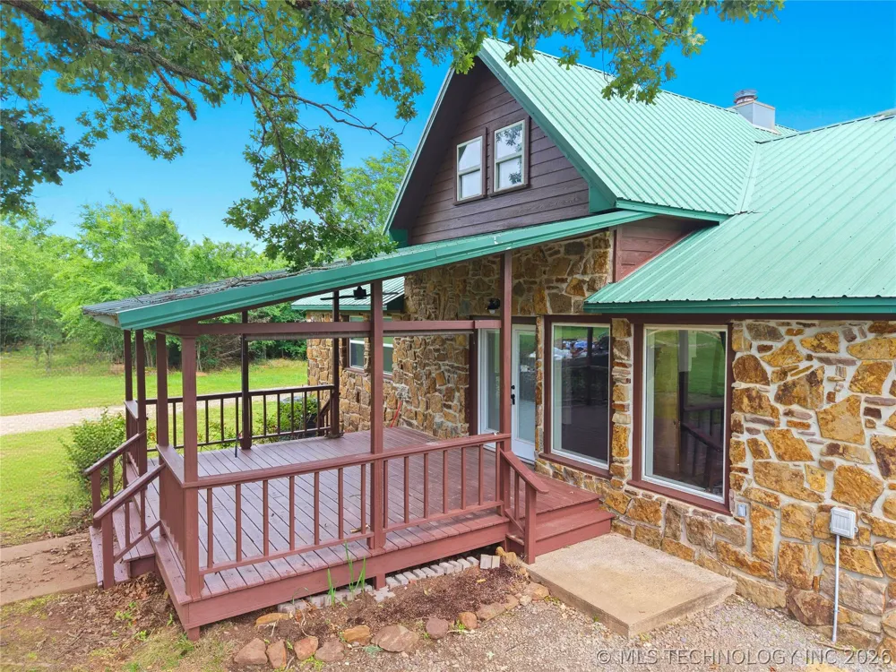18184 W Levi Mountain Road Park Hill, OK 74451