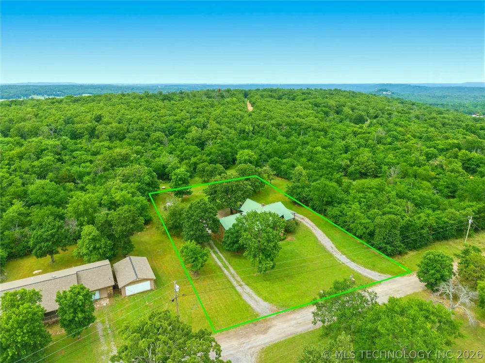 18184 W Levi Mountain Road Park Hill, OK 74451