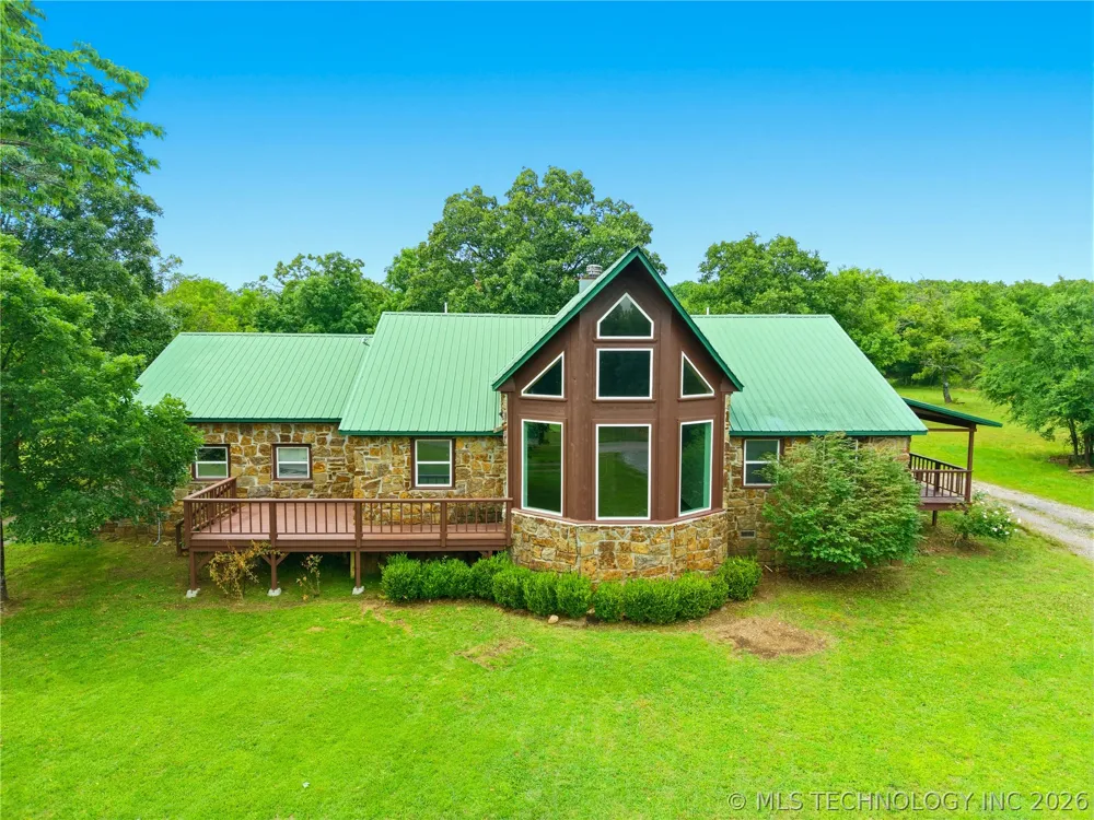 18184 W Levi Mountain Road Park Hill, OK 74451