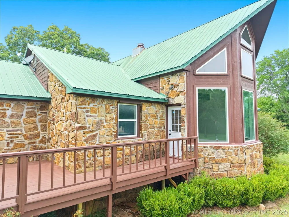 18184 W Levi Mountain Road Park Hill, OK 74451