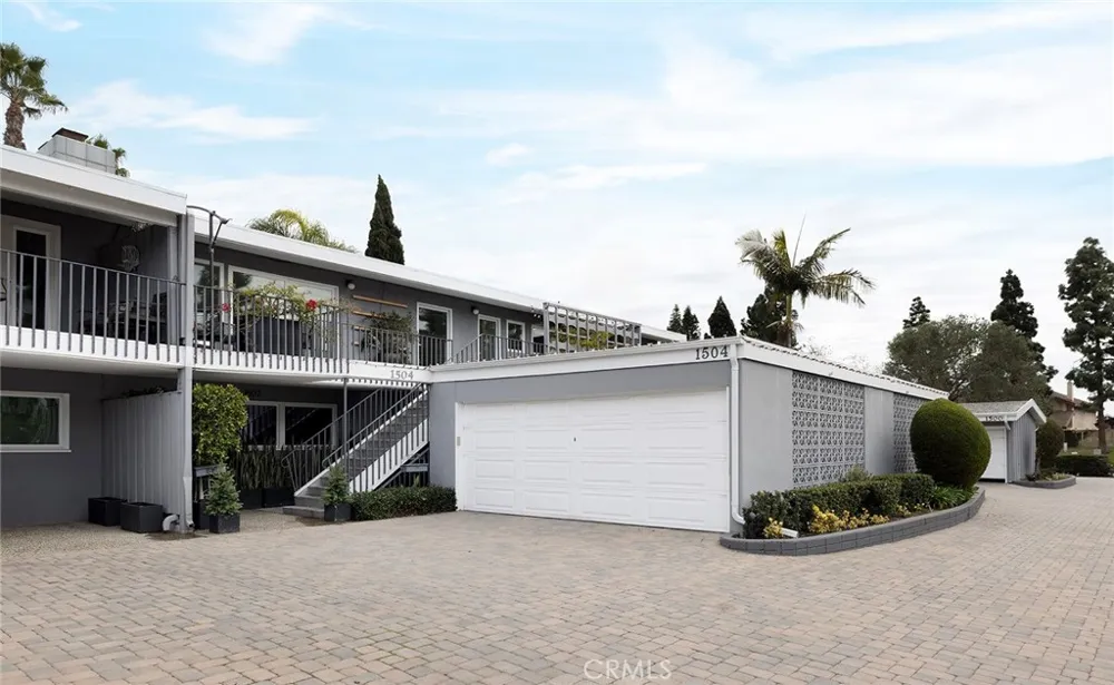 1504 Westcliff Drive #5 Newport Beach, CA 92660