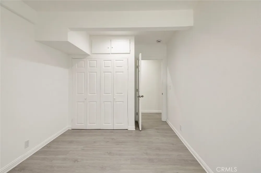 14918 1/2 Wyandotte Van Nuys, CA 91405
