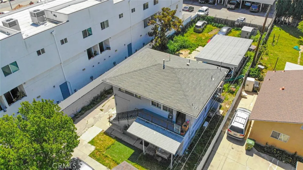 14918 1/2 Wyandotte Van Nuys, CA 91405