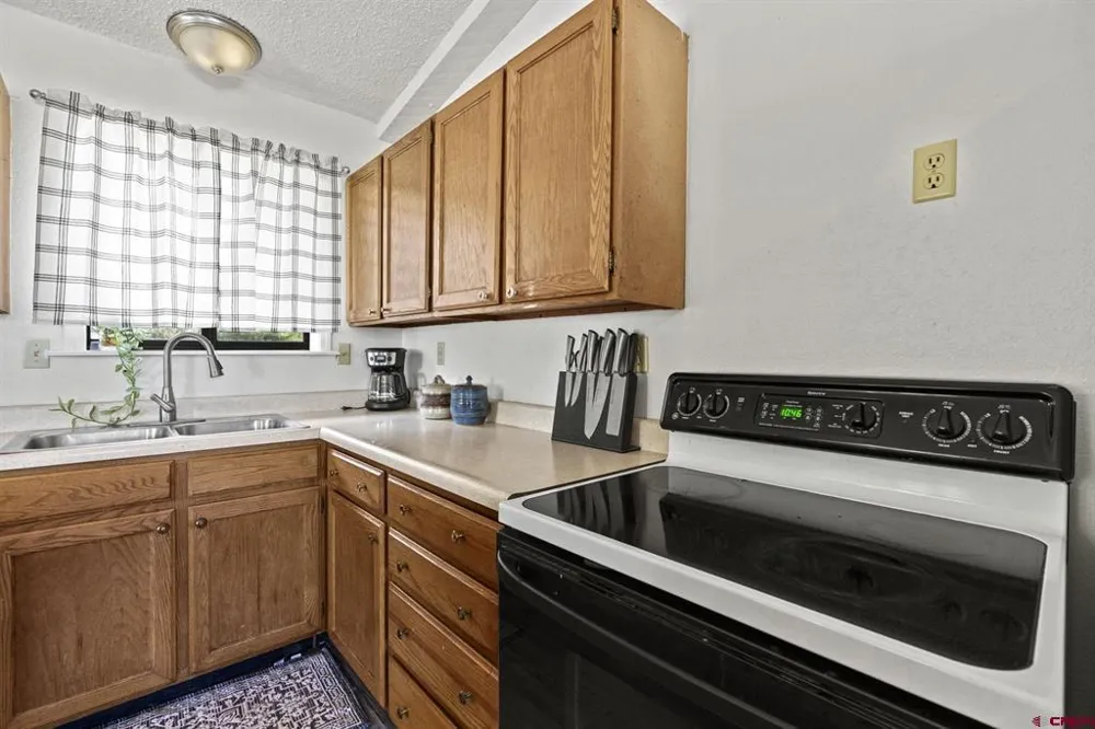 17182 Road 25 Dolores, CO 81323