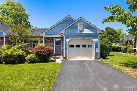 10 Alexander Hamilton Court #A
