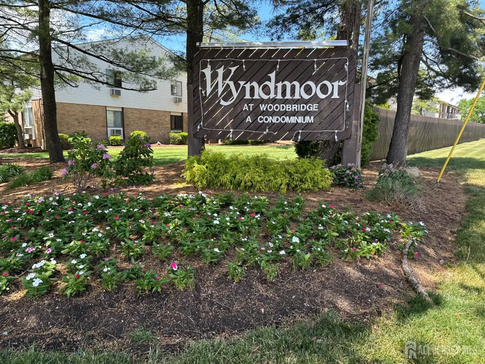 509 Cricket Lane Woodbridge Proper, NJ 07095