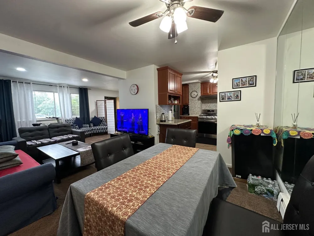 509 Cricket Lane Woodbridge Proper, NJ 07095