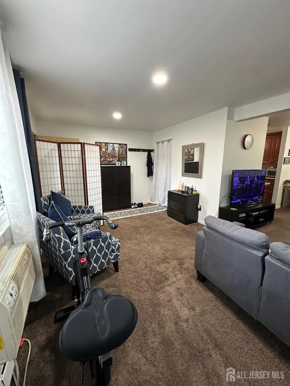 509 Cricket Lane Woodbridge Proper, NJ 07095
