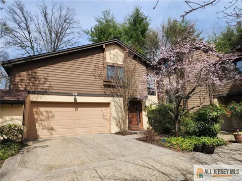 254 Sayre Drive