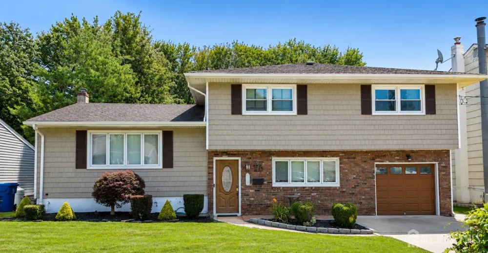 16 New Dover Avenue Colonia, NJ 07067