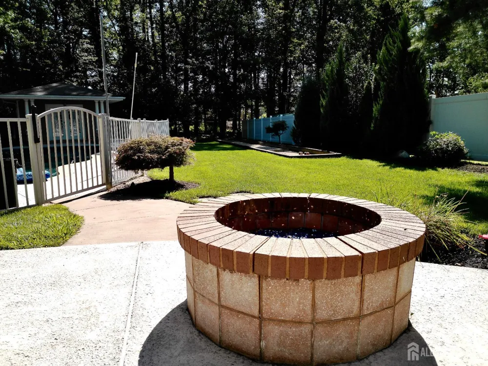 16 New Dover Avenue Colonia, NJ 07067