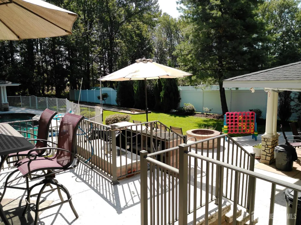 16 New Dover Avenue Colonia, NJ 07067