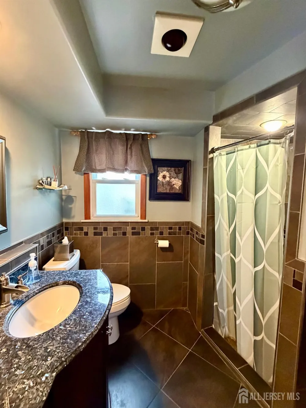 16 New Dover Avenue Colonia, NJ 07067