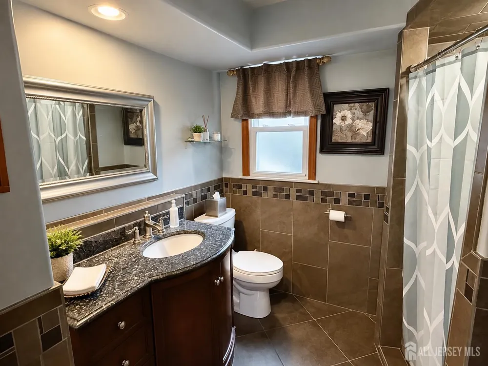 16 New Dover Avenue Colonia, NJ 07067