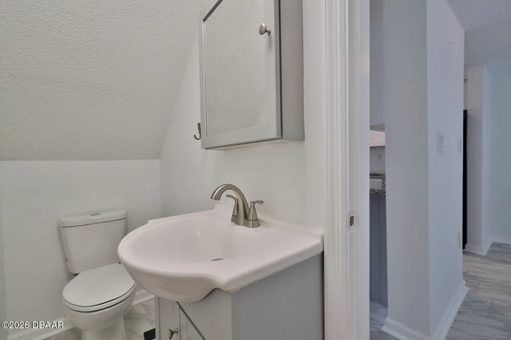2200 S Palmetto Avenue #b030 South Daytona, FL 32119