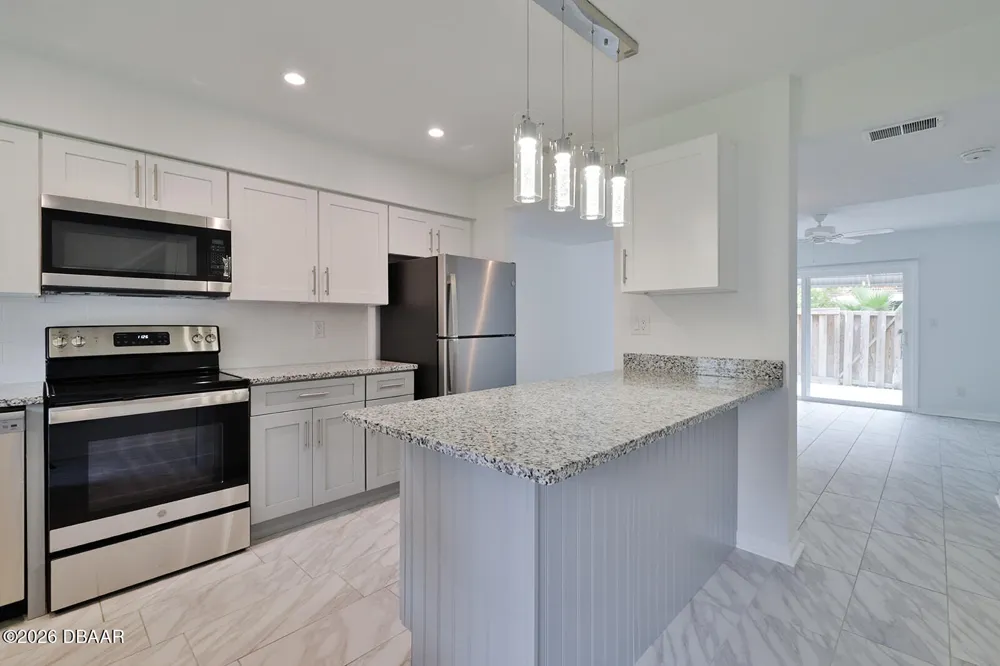 2200 S Palmetto Avenue #b030 South Daytona, FL 32119