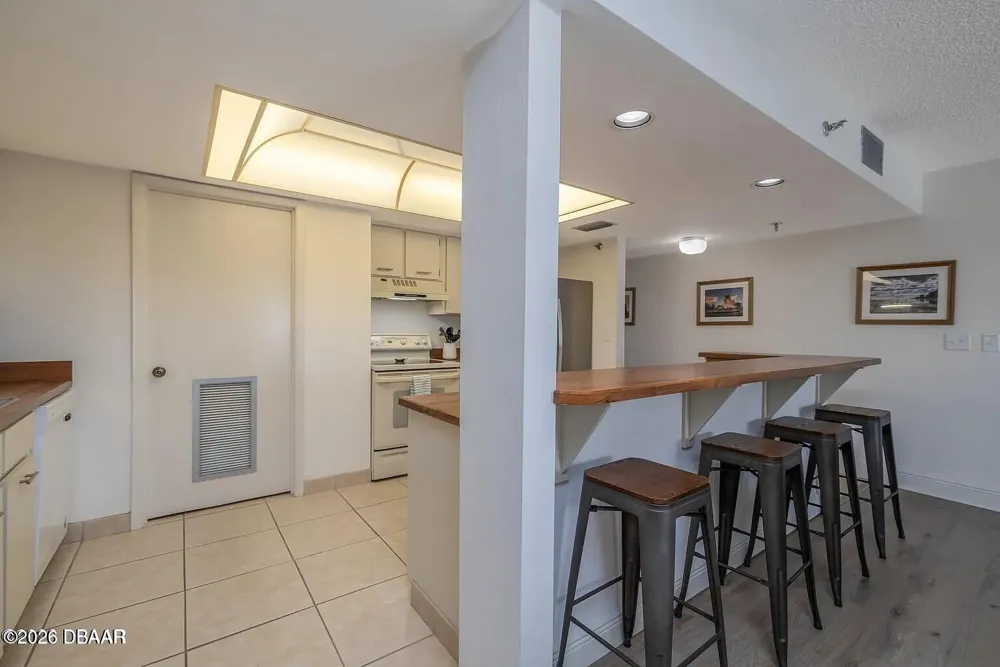 1513 Ocean Shore Boulevard #2C Ormond Beach, FL 32176