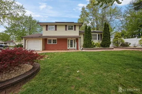 1351 Suwanee Drive