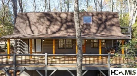 205 Hemlock Circle