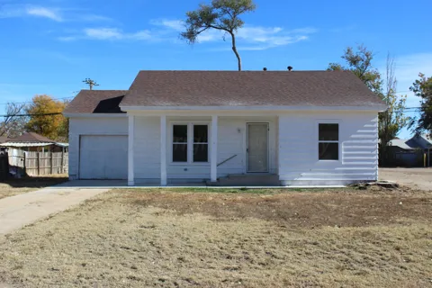 718 Ave. K
