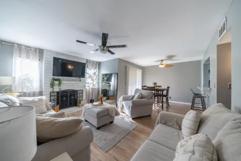 4975 E Butler Avenue #116