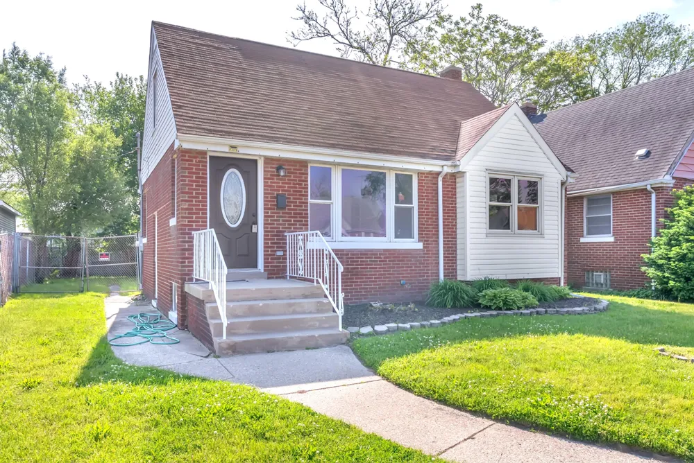 7221 Mclaughlin Avenue Hammond, IN 46324