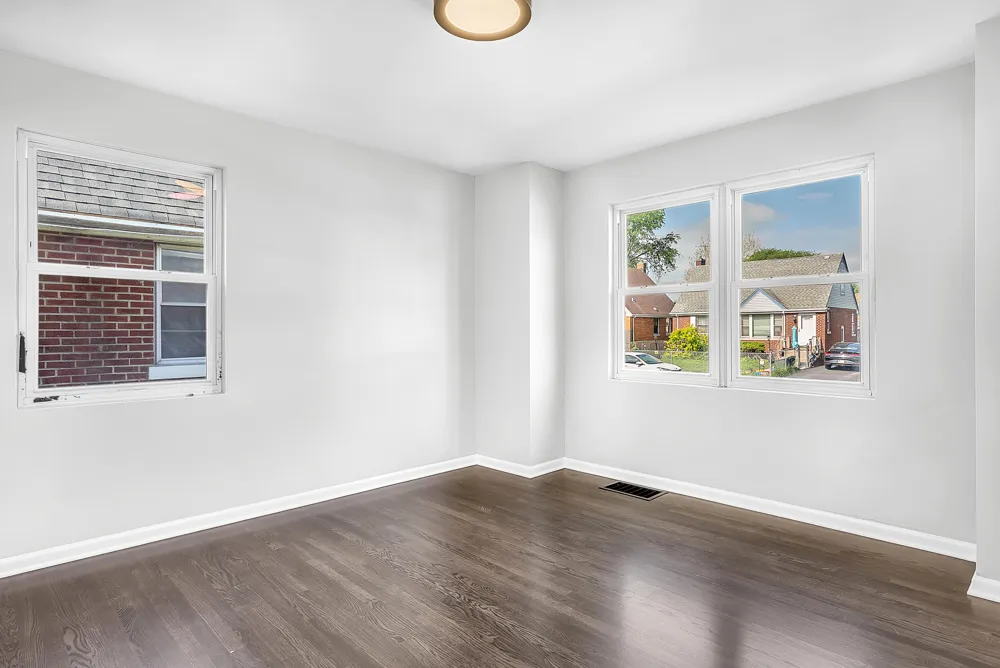 7221 Mclaughlin Avenue Hammond, IN 46324