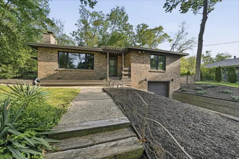 63 Ski Hill Road