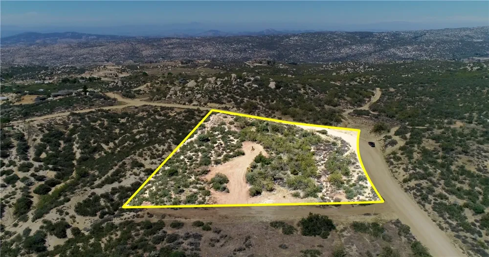 887 Forest Springs Road Aguanga, CA 92536