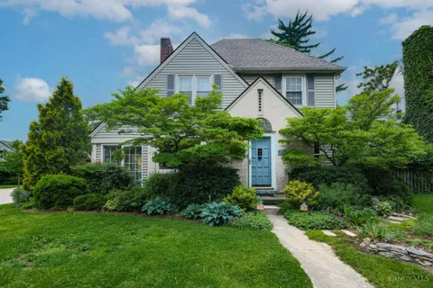811 Lawn Avenue