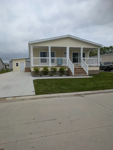 52520 Chestnut Ct., #161